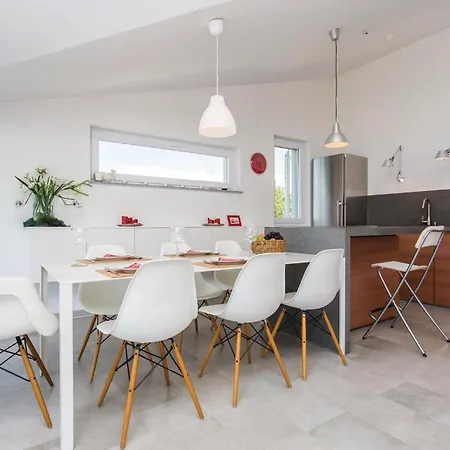 Amazing In With House Sea View דירה *
