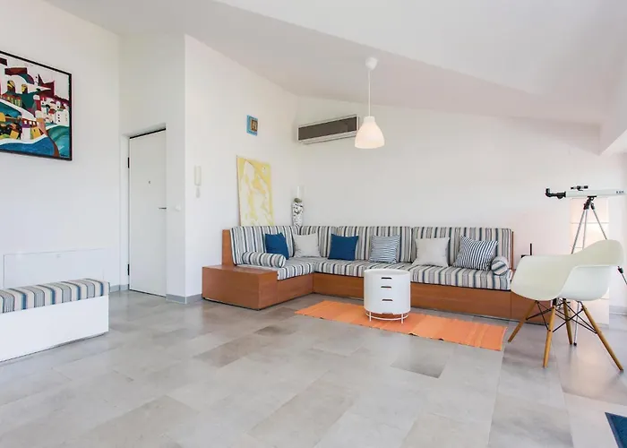 דירה In With Wifi